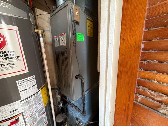 13635 Knox Avenue, Warren, MI 48089