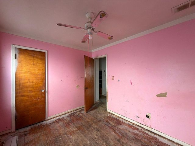 13635 Knox Avenue, Warren, MI 48089