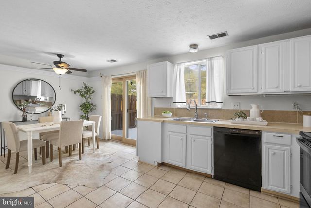 130 SAVANNAH CT, Walkersville, MD 21793