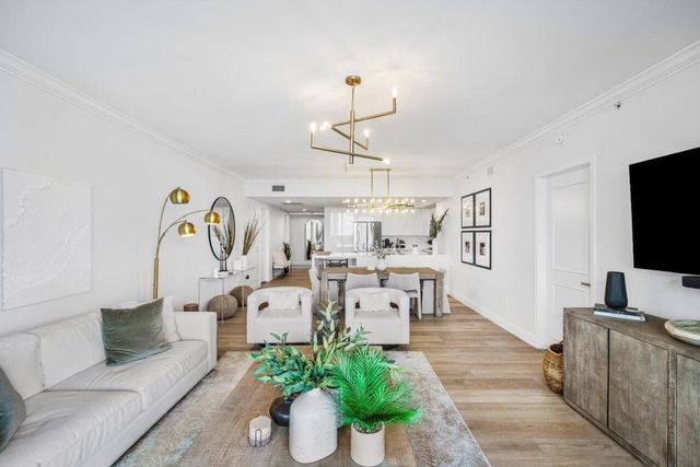 2640 Lake Shore Drive 1410, Riviera Beach, FL 33404