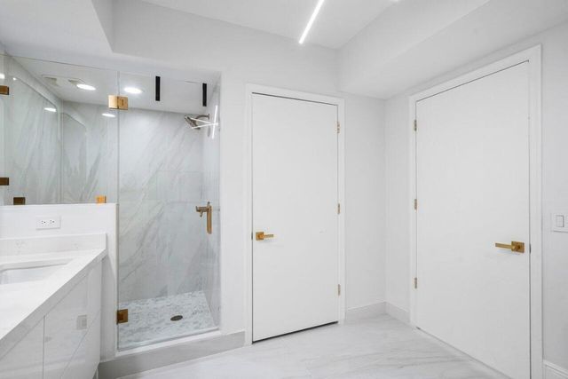 2640 Lake Shore Drive 1410, Riviera Beach, FL 33404