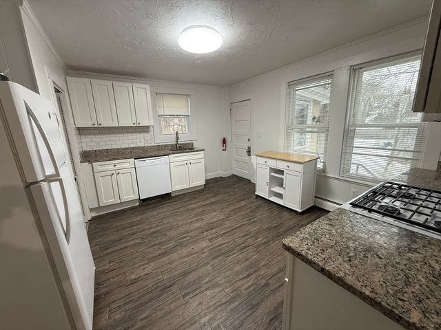 17 Moraine Place 17, Brockton, MA 02301