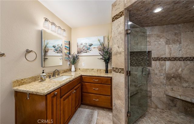 6617 Rainbow Place, Highland, CA 92346