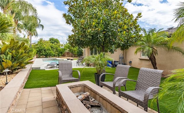 6617 Rainbow Place, Highland, CA 92346