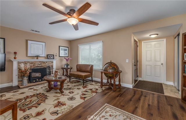 6617 Rainbow Place, Highland, CA 92346