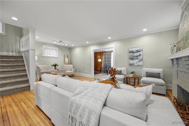 850 Abbott Road, Buffalo, NY 14220