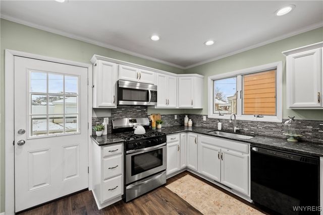 850 Abbott Road, Buffalo, NY 14220