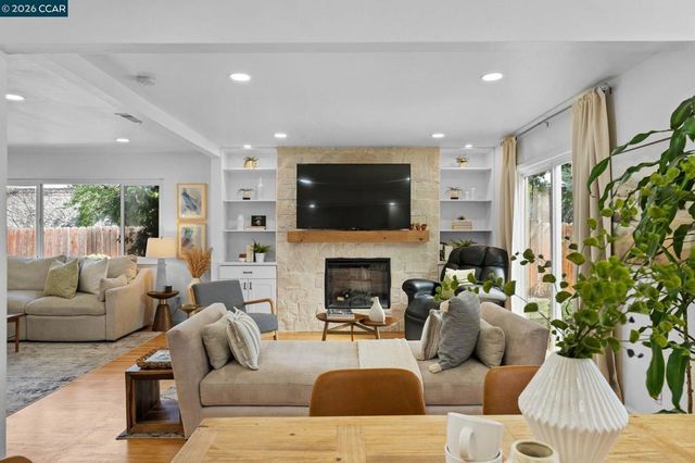 1661 Marta Dr, Pleasant Hill, CA 94523