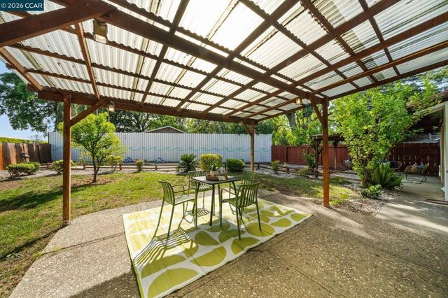 1661 Marta Dr, Pleasant Hill, CA 94523