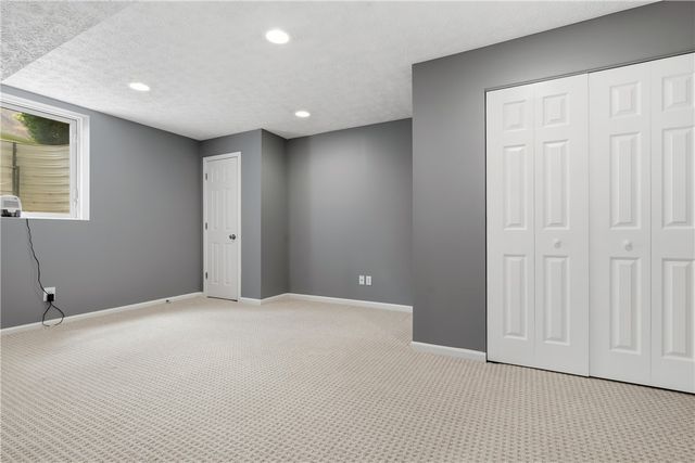 9120 Surrey Gate Place, Washington Twp, OH 45458