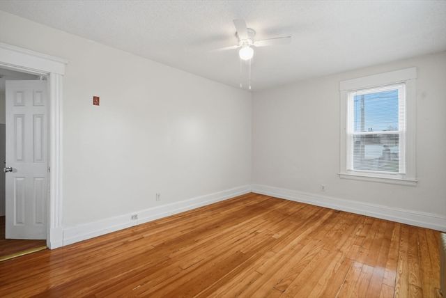 39 Baldwin St, West Springfield, MA 01089