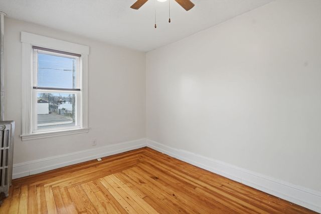 39 Baldwin St, West Springfield, MA 01089