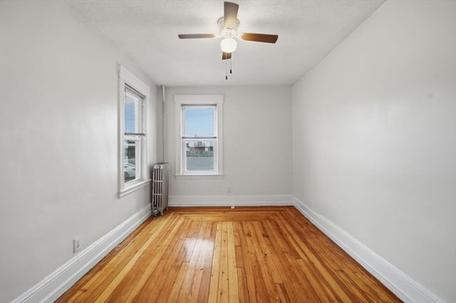 39 Baldwin St, West Springfield, MA 01089