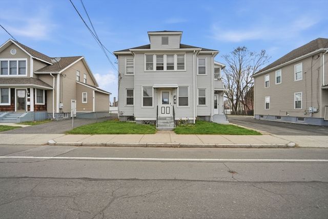 39 Baldwin St, West Springfield, MA 01089