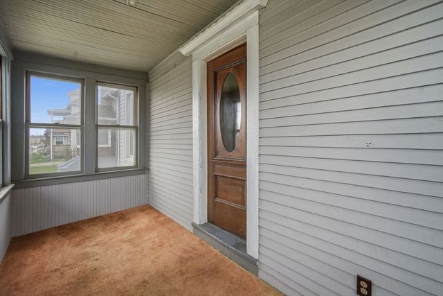 39 Baldwin St, West Springfield, MA 01089