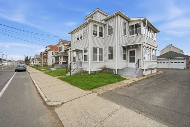 39 Baldwin St, West Springfield, MA 01089