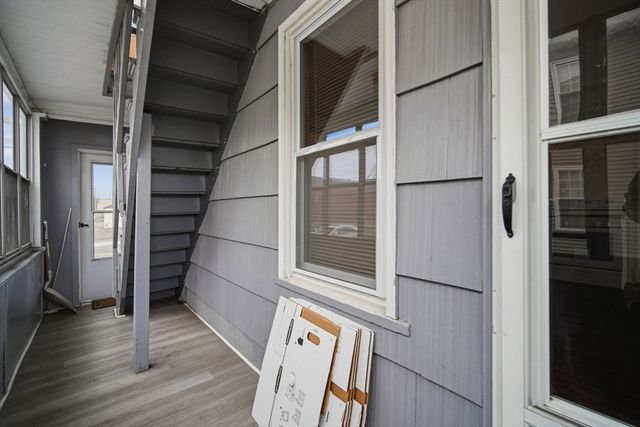 39 Baldwin St, West Springfield, MA 01089