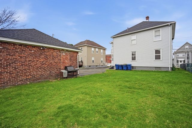 39 Baldwin St, West Springfield, MA 01089