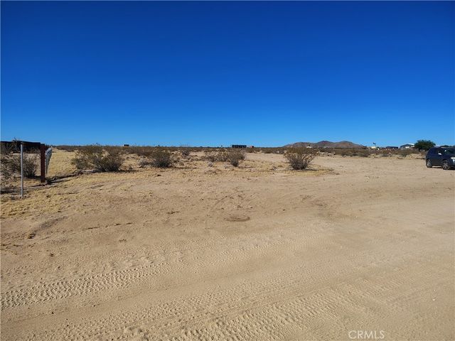 60649 Stagemans, Landers, CA 92285