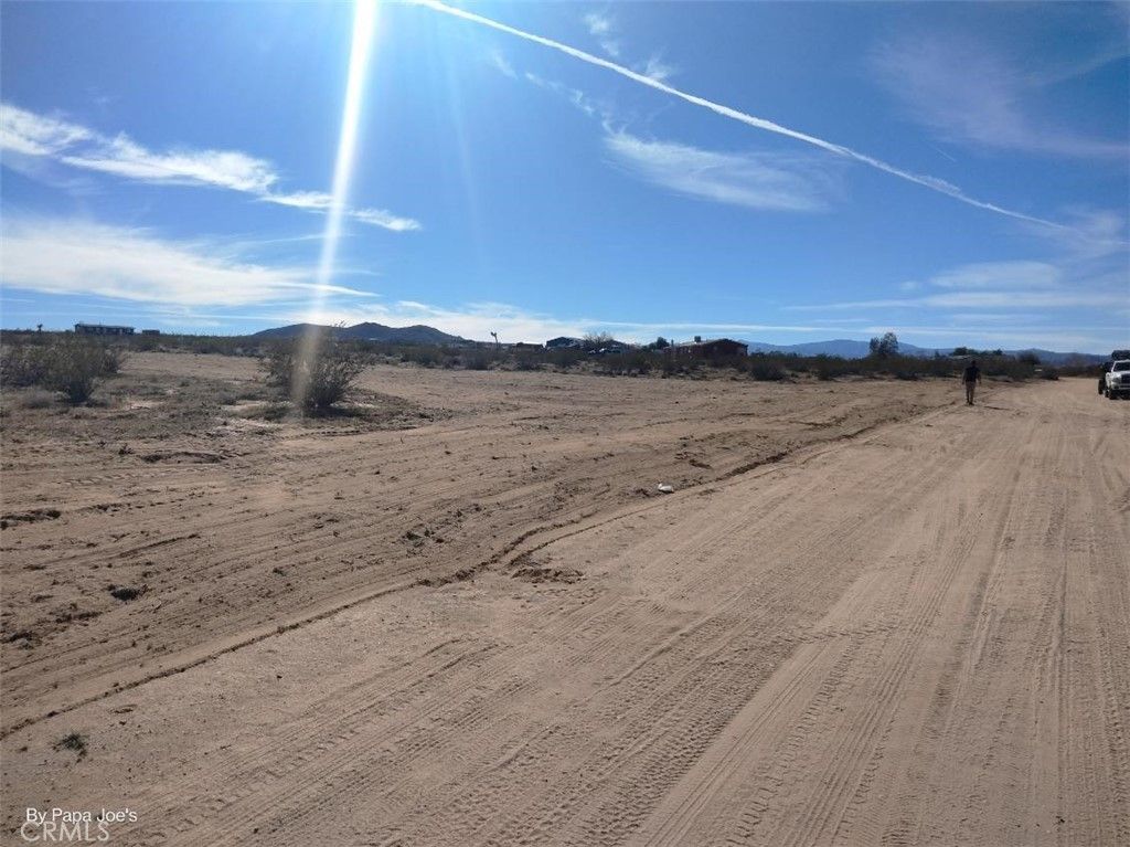 60649 Stagemans, Landers, CA 92285