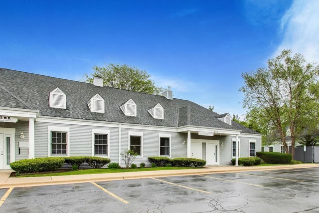 290 N Rand Road, Lake Zurich, IL 60047