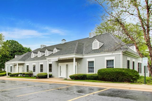 290 N Rand Road, Lake Zurich, IL 60047