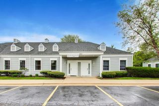 290 N Rand Road, Lake Zurich, IL 60047