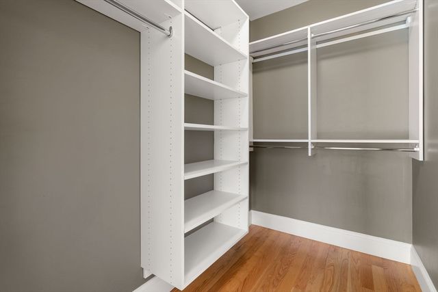 18 Robert 14, Boston, MA 02131