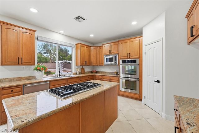 10658 Chillingham Drive, Las Vegas, NV 89183