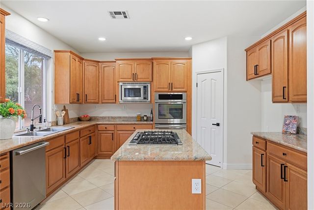 10658 Chillingham Drive, Las Vegas, NV 89183