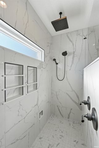 13335 Passerine Boulevard, Fort Wayne, IN 46845