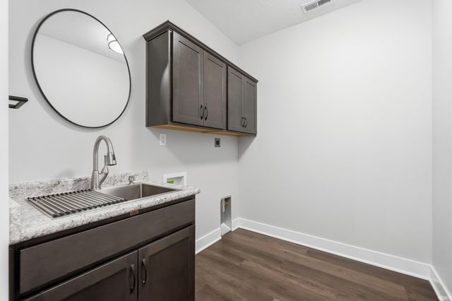 13335 Passerine Boulevard, Fort Wayne, IN 46845