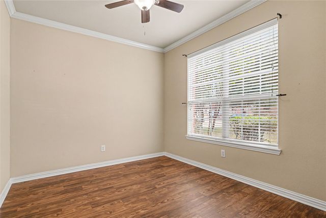 804 W Bend Boulevard, Burleson, TX 76028