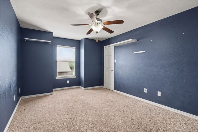 804 W Bend Boulevard, Burleson, TX 76028