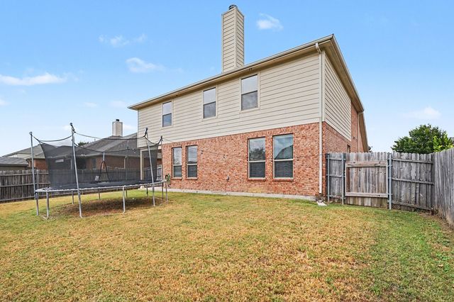804 W Bend Boulevard, Burleson, TX 76028