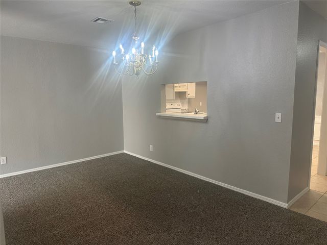 8710 E 60th Street, Tulsa, OK 74145