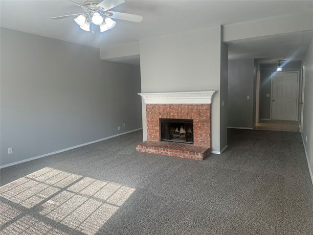 8710 E 60th Street, Tulsa, OK 74145