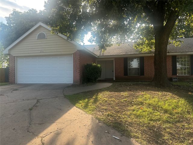 8710 E 60th Street, Tulsa, OK 74145