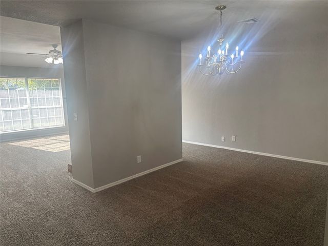 8710 E 60th Street, Tulsa, OK 74145