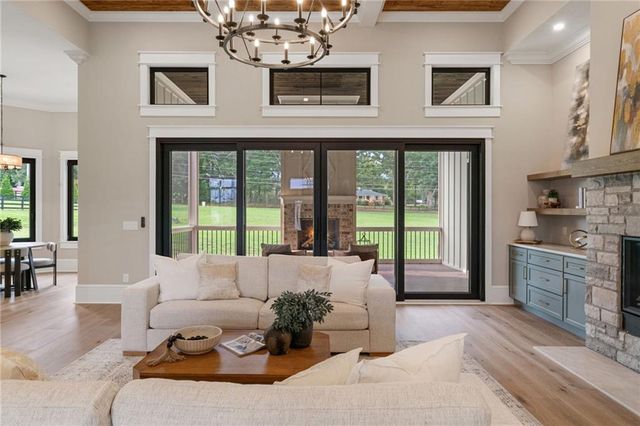 1020 West Court, Canton, GA 30115