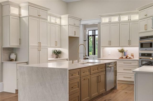 1020 West Court, Canton, GA 30115