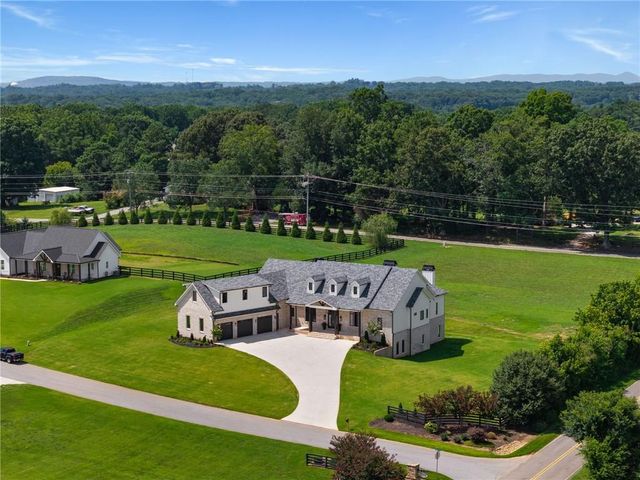 1020 West Court, Canton, GA 30115