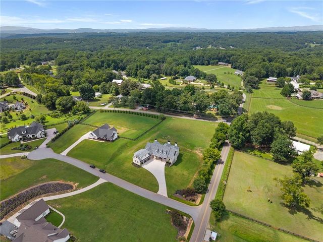 1020 West Court, Canton, GA 30115