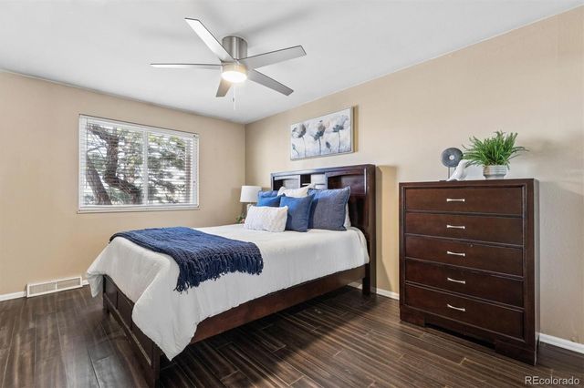 7700 W Glasgow Place 18D, Littleton, CO 80128