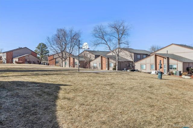 7700 W Glasgow Place 18D, Littleton, CO 80128