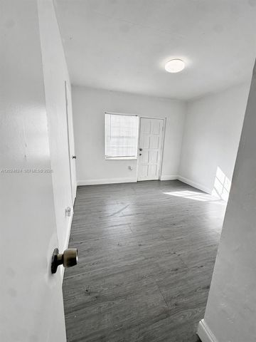 600 SW 16th Avenue, Miami, FL 33135