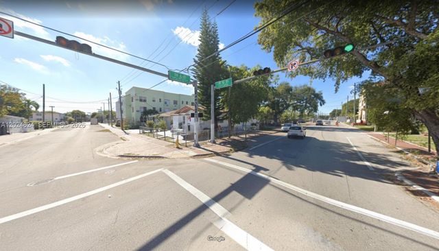 600 SW 16th Avenue, Miami, FL 33135