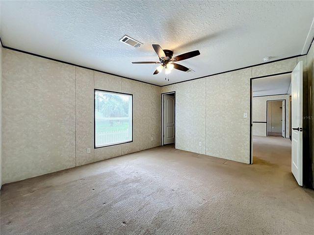 2104 OLD DIXIE HIGHWAY, Apopka, FL 32712