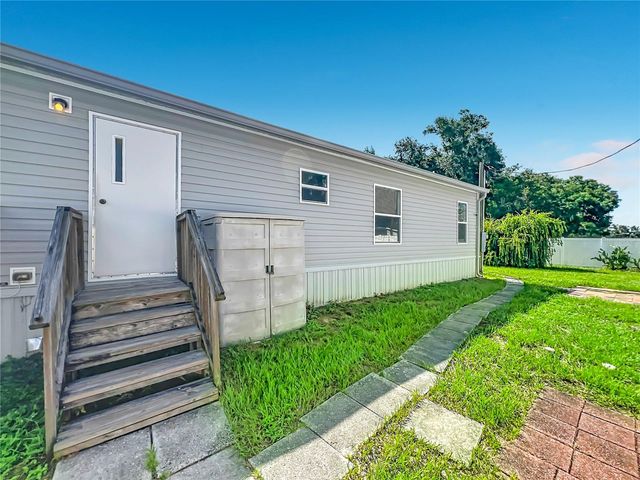 2104 OLD DIXIE HIGHWAY, Apopka, FL 32712