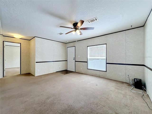 2104 OLD DIXIE HIGHWAY, Apopka, FL 32712